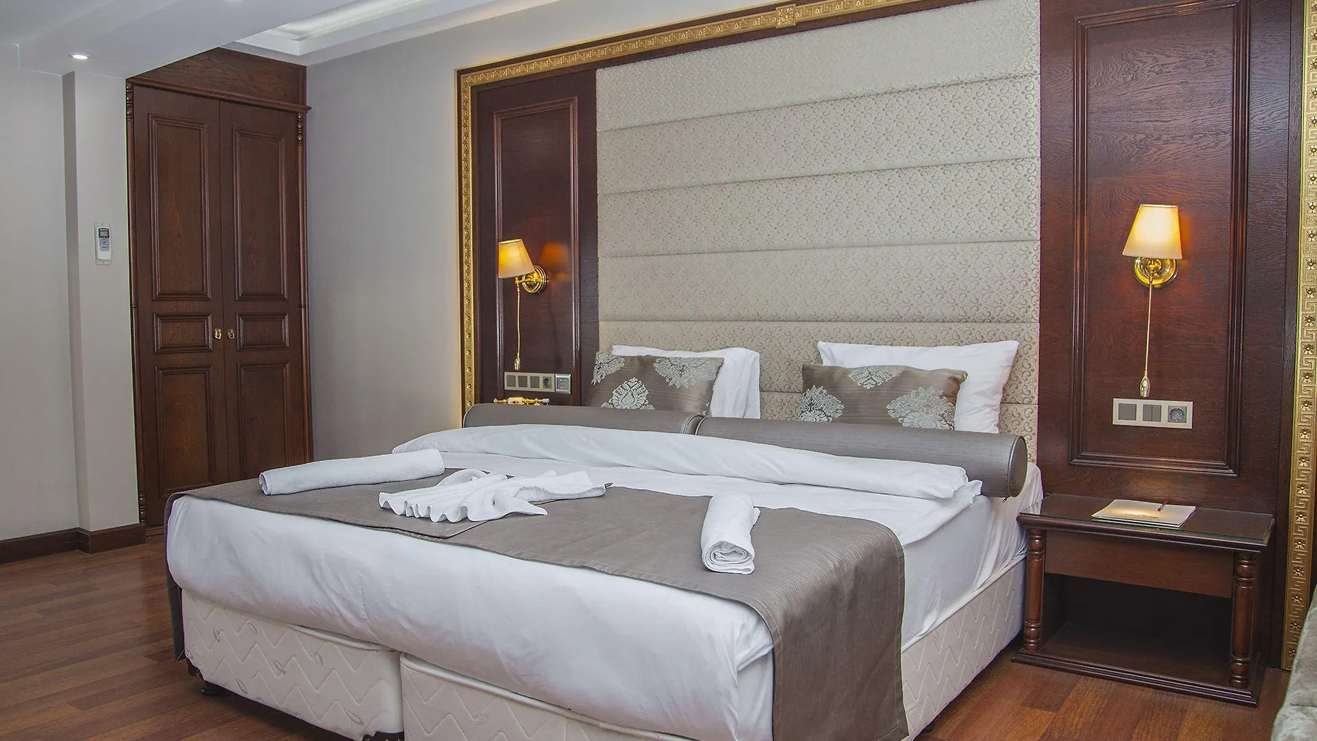 Dundar Hotel & Spa Istanbul 4*,