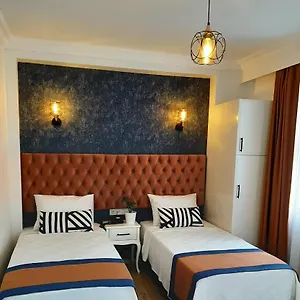 Otel Nova, İstanbul