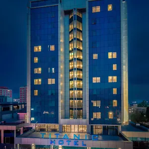 Titanic Port Bakirkoy Hotell