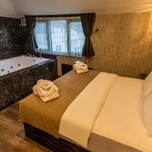 Otel Golden Dream, İstanbul